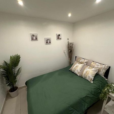 Les Champs Elysees-125M2 Modern And Spacious Parijs Buitenkant foto