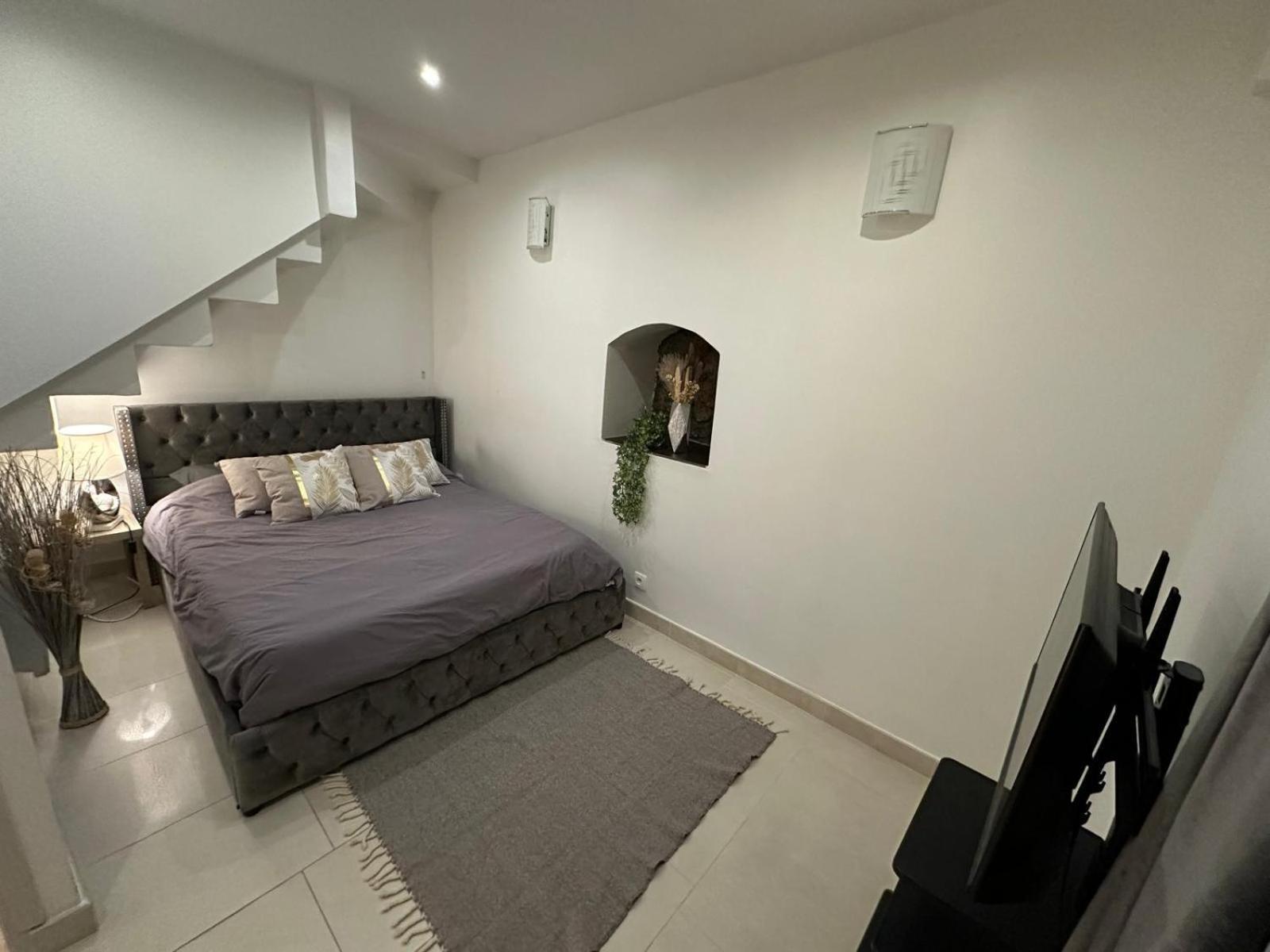 Les Champs Elysees-125M2 Modern And Spacious Parijs Buitenkant foto